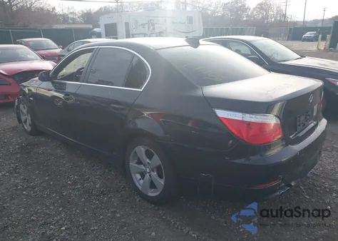 2008 BMW 528Xi z USA, uszkodzony, nr VIN WBANV13538C150423